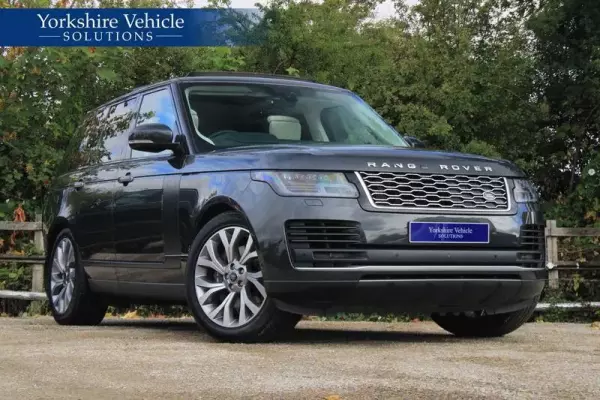 Land Rover Range Rover 2.0 P400e 12.4kWh Autobiography Auto 4WD Euro 6 (s/s) 5dr