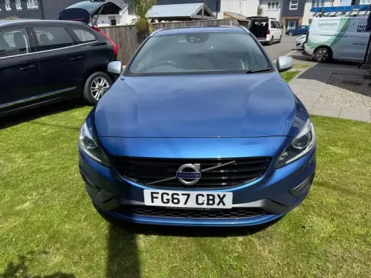 Volvo V60 2.0 D4 R-Design Lux Nav Auto Euro 6 (s/s) 5dr