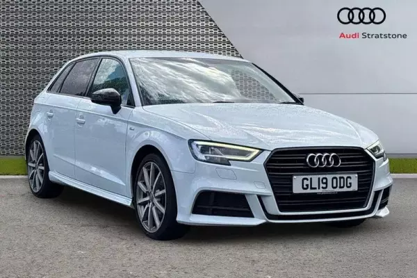 Audi A3 1.5 TFSI CoD 35 Black Edition Sportback S Tronic Euro 6 (s/s) 5dr