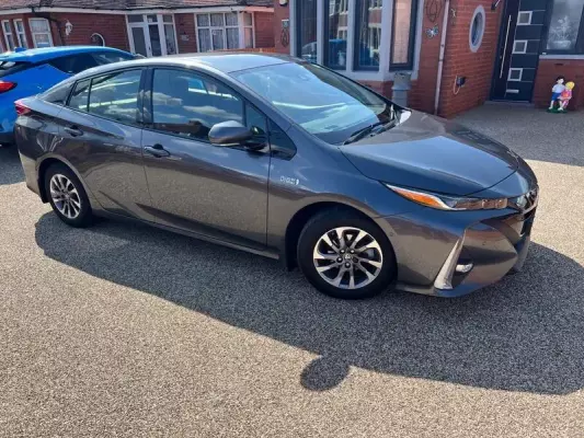 Toyota Prius 1.8 VVT 8.8kWh Excel CVT Euro 6 (s/s) 5dr