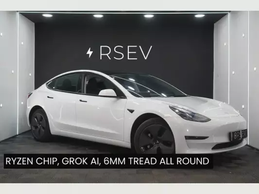 Tesla Model 3 Long Range Auto RWD 4dr