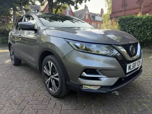 Nissan Qashqai 1.3 DIG-T N-Connecta Euro 6 (s/s) 5dr
