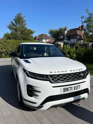 Land Rover Range Rover Evoque 1.5 P300e 12.2kWh R-Dynamic S Auto 4WD Euro 6 (s/s) 5dr
