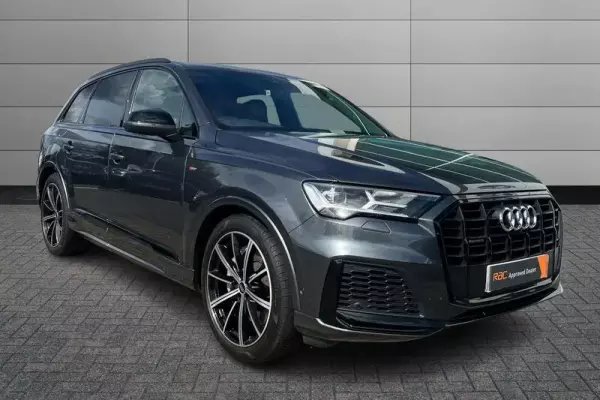 Audi Q7 3.0 TFSIe V6 55 Black Edition Tiptronic quattro Euro 6 (s/s) 5dr 17.9kWh