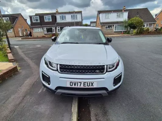 Land Rover Range Rover Evoque 2.0 eD4 SE Tech FWD Euro 6 (s/s) 5dr