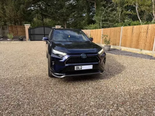 Toyota RAV4 2.5 VVT 18.1kWh Design CVT 4WD Euro 6 (s/s) 5dr