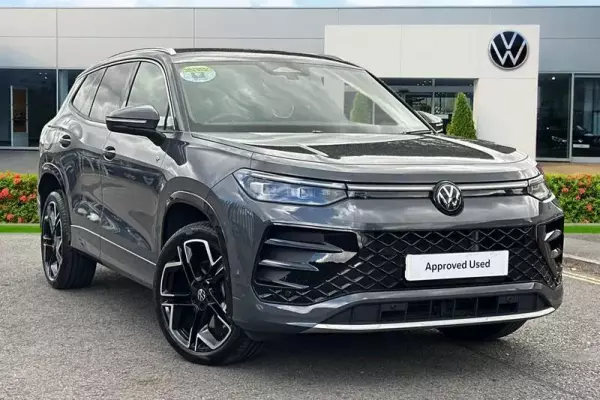 Volkswagen Tayron 1.5 TSI eHybrid 19.7kWh R-Line DSG Euro 6 (s/s) 5dr