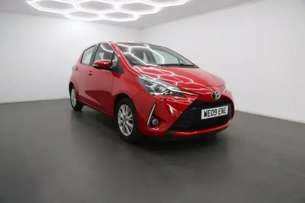 Toyota Yaris 1.5 VVT-i Icon Tech Euro 6 5dr