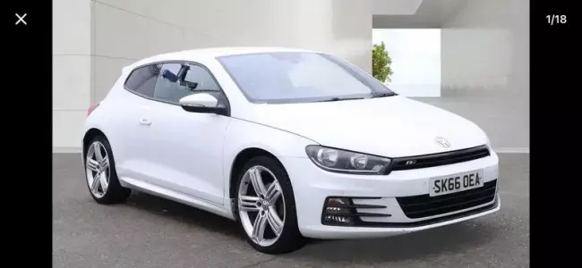 Volkswagen Scirocco 2.0 TDI BlueMotion Tech R-Line DSG Euro 6 (s/s) 3dr
