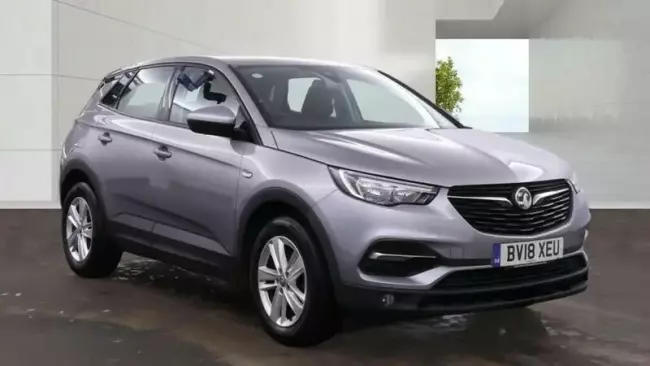 Vauxhall Grandland X 1.6 Turbo D BlueInjection SE Euro 6 (s/s) 5dr
