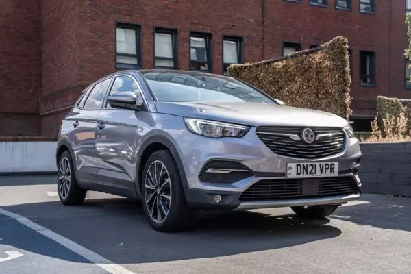 Vauxhall Grandland X 1.5 Turbo D BlueInjection Elite Nav Auto Euro 6 (s/s) 5dr