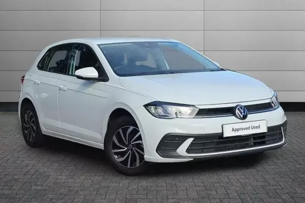 Volkswagen Polo 1.0 TSI Life Euro 6 (s/s) 5dr