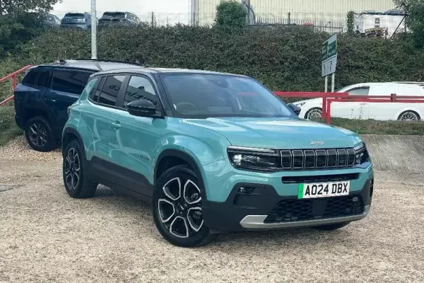 Jeep Avenger 54kWh Summit Auto 5dr