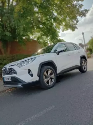 Toyota RAV4 2.5 VVT-h Design CVT 4WD Euro 6 (s/s) 5dr