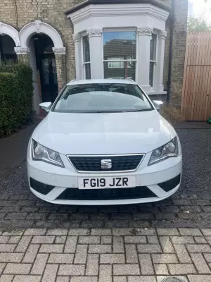 SEAT Leon 1.6 TDI SE Dynamic ST Euro 6 (s/s) 5dr