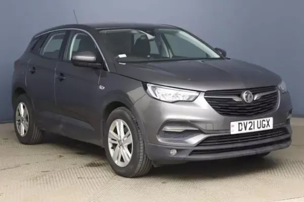 Vauxhall Grandland X 1.2 Turbo SE Premium Euro 6 (s/s) 5dr