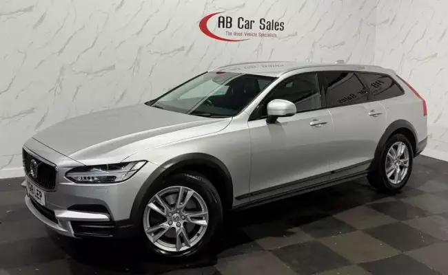 Volvo V90 Cross Country 2.0 D4 Pro Auto AWD Euro 6 (s/s) 5dr