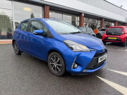 Toyota Yaris 1.5 VVT-i Icon Tech Euro 6 5dr