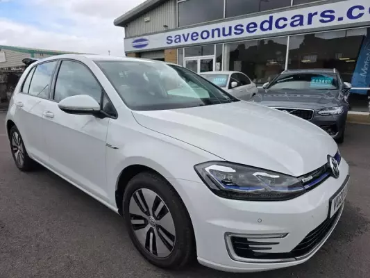 Volkswagen e-Golf 35.8kWh e-Golf Auto 5dr
