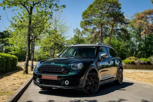 MINI Countryman 1.5 10kWh Cooper SE Exclusive Auto ALL4 Euro 6 (s/s) 5dr