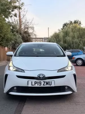 Toyota Prius 1.8 VVT-h Active CVT Euro 6 (s/s) 5dr