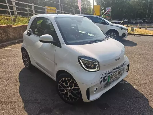 Smart fortwo 17.6kWh Prime Exclusive Auto 2dr (22kW Charger)