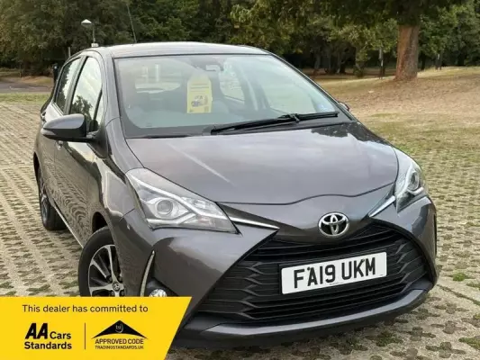 Toyota Yaris 1.5 VVT-i Icon Tech Euro 6 5dr