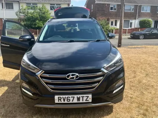 Hyundai TUCSON 2.0 CRDi Blue Drive Premium SE Euro 6 (s/s) 5dr