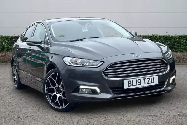 Ford Mondeo 2.0 TDCi Titanium Edition Powershift Euro 6 (s/s) 5dr