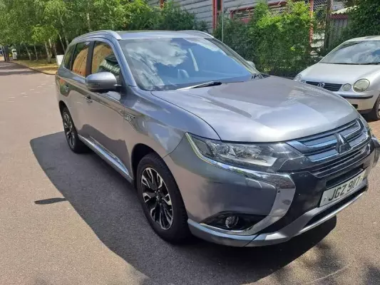 Mitsubishi Outlander 2.0h 12kWh 4h CVT 4WD Euro 6 (s/s) 5dr