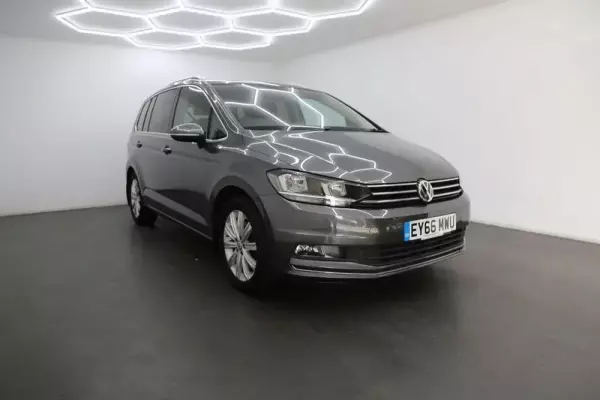 Volkswagen Touran 2.0 TDI BlueMotion Tech SEL Euro 6 (s/s) 5dr