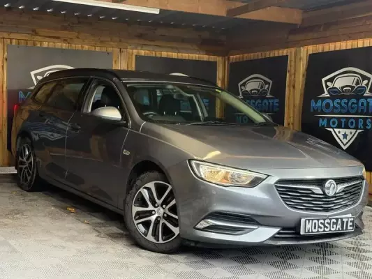 Vauxhall Insignia 1.6 Turbo D ecoTEC Design Nav Sports Tourer Auto Euro 6 (s/s) 5dr