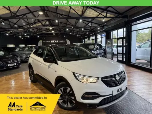Vauxhall Grandland X 1.2 Turbo Sport Nav Auto Euro 6 (s/s) 5dr