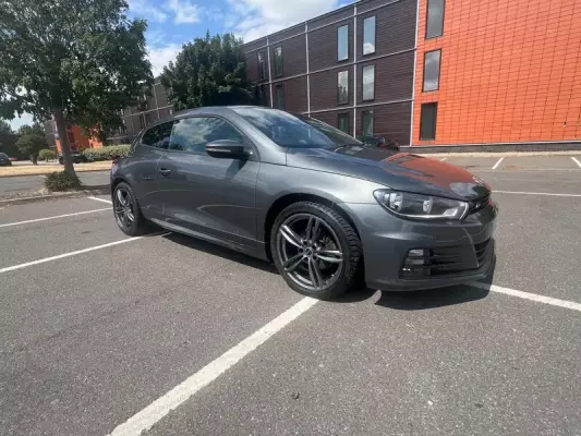 Volkswagen Scirocco 2.0 TDI BlueMotion Tech R-Line DSG Euro 6 (s/s) 3dr