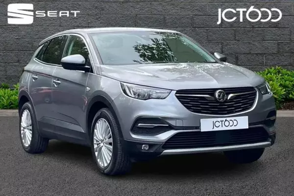 Vauxhall Grandland X 1.2 Turbo Sport Nav Euro 6 (s/s) 5dr