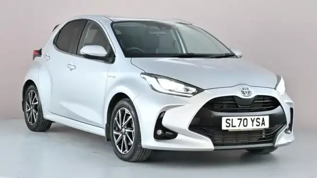 Toyota Yaris 1.5 VVT-h Design E-CVT Euro 6 (s/s) 5dr