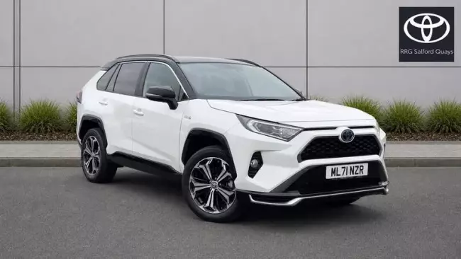Toyota RAV4 2.5 VVT 18.1kWh Dynamic CVT 4WD Euro 6 (s/s) 5dr