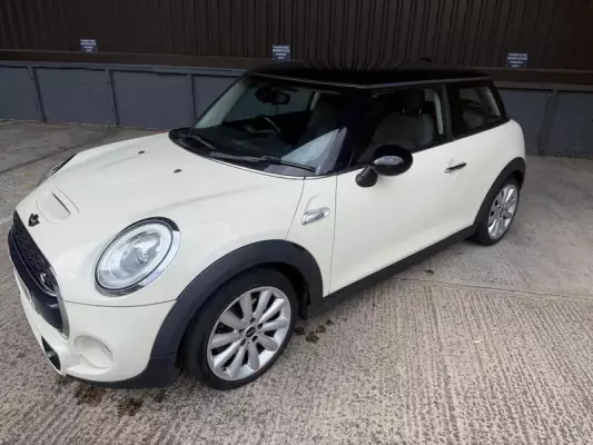 MINI Hatch 2.0 Cooper SD Euro 6 (s/s) 3dr