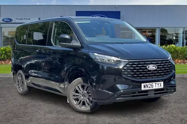 Ford Tourneo Custom 340 Titanium AUTO L1 SWB 9 Seat Minibus FWD 2.5 PHEV 232ps Low Roof