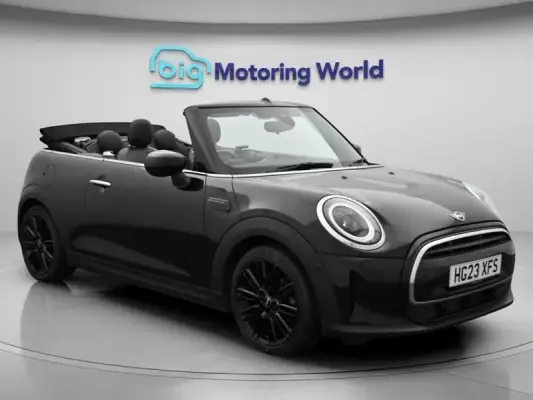 MINI Convertible 1.5 Cooper Exclusive Steptronic Euro 6 (s/s) 2dr
