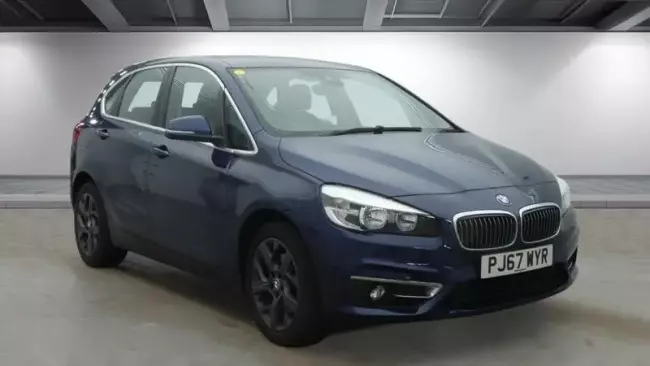 BMW 2 Series Active Tourer 2.0 220i Luxury Auto Euro 6 (s/s) 5dr