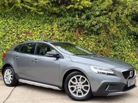 Volvo V40 Cross Country 2.0 D2 Pro Auto Euro 6 (s/s) 5dr
