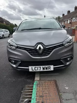 Renault Grand Scenic 1.6 dCi Signature Nav EDC Euro 6 (s/s) 5dr