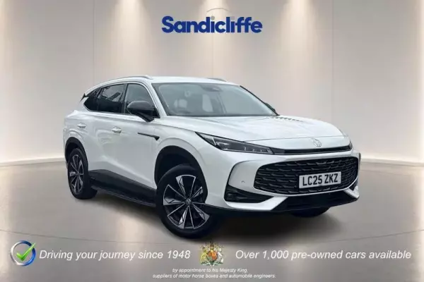 MG MG HS 1.5 T-GDI 24.7kWh Trophy Auto Euro 6 (s/s) 5dr