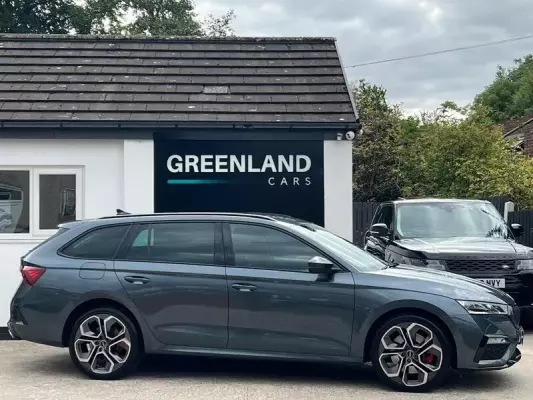 Skoda Octavia 1.4 TSI iV 13kWh vRS DSG Euro 6 (s/s) 5dr