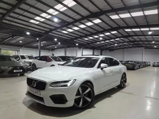 Volvo S90 2.0h T8 Twin Engine 10.4kWh R-Design Pro Auto AWD Euro 6 (s/s) 4dr