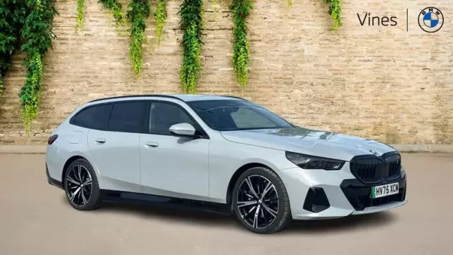 BMW i5 40 83.9kWh M Sport Pro Touring Auto eDrive 5dr (11kW Charger)