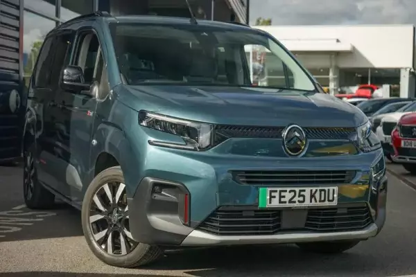Citroen e-Berlingo 52kWh MAX M Auto 5dr (11kW Charger)