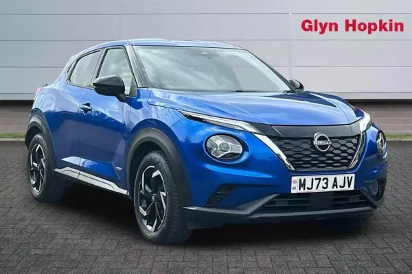 Nissan Juke 1.6 N-Connecta Auto Euro 6 5dr