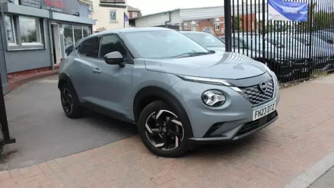 Nissan Juke 1.6 N-Connecta Auto Euro 6 5dr